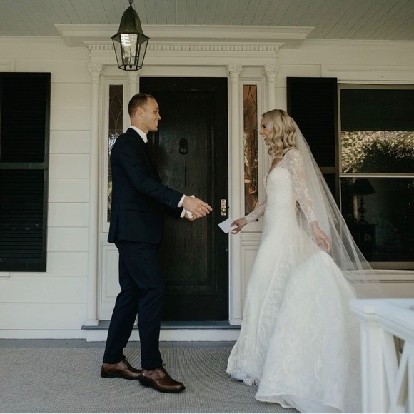 Gemy Maalouf Wedding Gown - retail $7000. - Picture 5 of 7